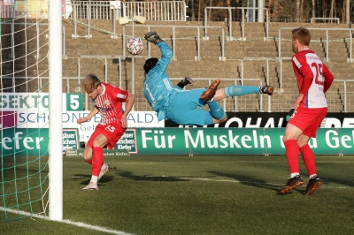 FC Homburg vs Kickers Offenbach - David Salfeld absolviert sein 100. Pflichtspiel für Homburg_2