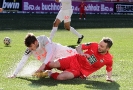 1. FC Kaiserslautern gegen Bayern München 2 - Marius Kleinsorge (links) auf Tuchfühlung mit Josip Stanisic