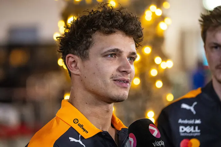F1 Test Bahrain 2026 McLaren Lando Norris 043