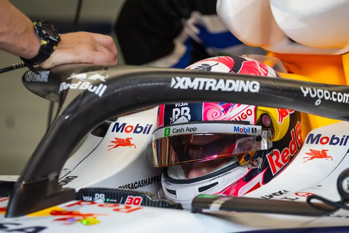 F1 Test Bahrain 2026 Racing Bulls Liam Lawson 011