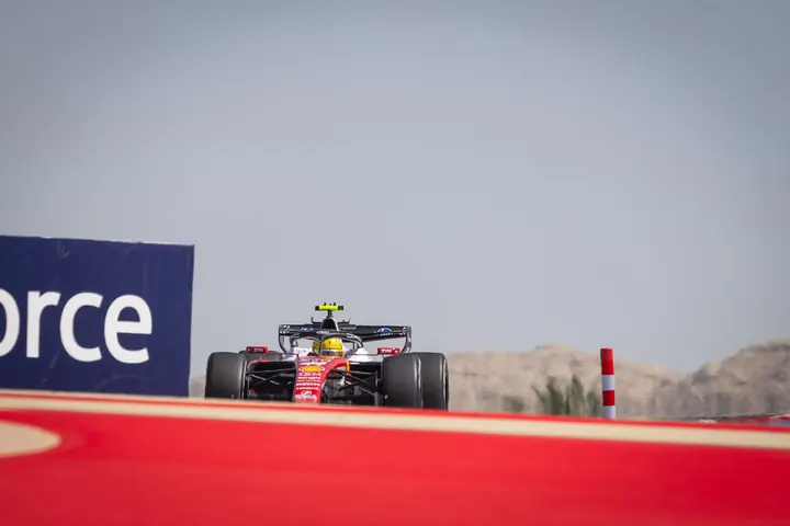 F1 Test Bahrain 2026 Ferrari Lewis Hamilton 007