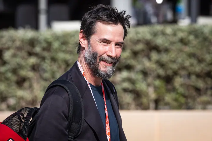 F1 Test Bahrain 2026 Cadillac Keanu Reeves 005