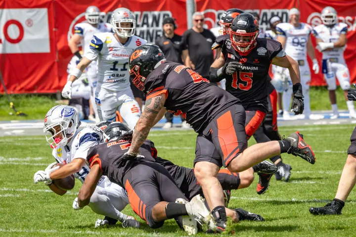 Thof Hurricanes Widdogs 0908